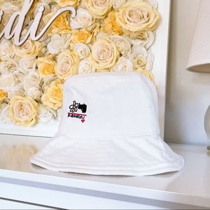 Cotton bucket hat, NWT